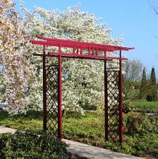 Japanischer Torbogen Traditionelle Gartendekoration Im Asia Style Mehr Dazu Im Shop In 2020 Asiatischer Garten Zen Garten Gartendekoration