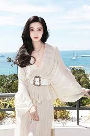 Dù đã ở độ tuổi 39, phạm băng băng vẫn được coi là tường thành nhan sắc của xứ trung vì chưa bao giờ bớt trẻ trung và kiều diễm. Pháº¡m BÄƒng BÄƒng Khiáº¿n Fan Phá»¥c Sat Ä'áº¥t Tuá»•i U40 Váº«n Ä'ang NgÆ°á»¡ng Má»™