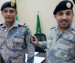 تمكنت الدوريات البحرية التابعة لشعبة البحث والإنقاذ والسلامة بقطاع حرس الحدود بالموسم، بمنطقة جازان، اليوم من إنقاذ مواطن، يبلغ من العمر 22 عامًا، تعرض لحالة غرق في أثناء ممارسته السباحة في الشاطئ المقابل للاستاد الرياضي. ØªÙ‚Ù„ÙŠØ¯ Ø¹Ø·ÙŠÙ Ø±ØªØ¨Ø© Ø±Ù‚ÙŠØ¨ Ø¨ØªØ¯Ø±ÙŠØ¨ Ø­Ø±Ø³ Ø­Ø¯ÙˆØ¯ Ø¬Ø§Ø²Ø§Ù† ØµØ­ÙŠÙØ© Ø§Ø«Ø± Ø§Ù„Ø§Ù„ÙƒØªØ±ÙˆÙ†ÙŠØ©