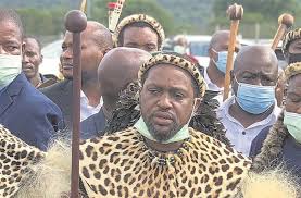 Prince misuzulu zulu is reportedly back at the kwakhethomthandayo royal palace after being whisked away by police friday night. Bsgztyro52 A6m