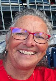 McDonald's employee recognized for 33 years of service