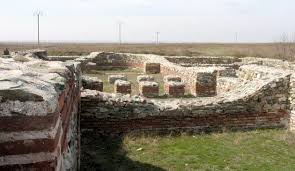 Suprapopularea şi nevoia de noi terenuri agricole erau cauze ale părăsirii metropolei; Legenda CetÄƒÅ£ii Histria Cum S Au Predat Turcilor ApÄƒrÄƒtorilor CetÄƒÅ£ii