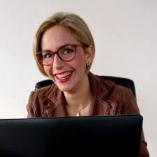 Susana Morin's Instagram, Twitter & Facebook