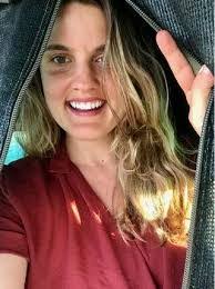 Julie Carney's Instagram, Twitter & Facebook