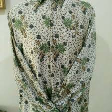 Batik semi sutra di carousell. Batik Semi Sutra Fesyen Pria Pakaian Di Carousell