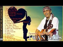 Iwan Fals In Love 20 Lagu Cinta Pilihan Terbaik Iwan Fals Hq Audio Lagu Lagu Terbaik Hiburan