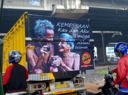 Maybe you would like to learn more about one of these? 19 Ragam Tulisan Absurd Di Truk Yang Dijamin Bikin Ketawa Ngakak