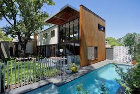 Moving Company Quotes Tips To Plan Your Move Mymove Architecture Small Bungalow Street House