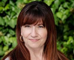 Whitney Elder's Instagram, Twitter & Facebook