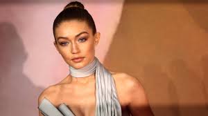 'shoutout to my nyc inspiration of the day' by tracy wright for dailymail.com Gigi Hadid Wins International Model Of The Year At 2016 Fashion Awards Bbc News