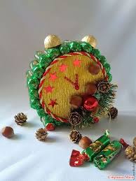 поделки к новому году своими руками в детский сад фото Chasiki Iz Konfet Na Novyj God I Drugie Konfetnye Novogodnie Podelki Rozhdestvenskie Ukrasheniya Novogodnie Podelki Rozhdestvenskie Podelki