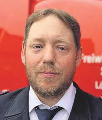 Der Löschzug besteht aus 29 aktiven Mitgliedern und 19 Mitgliedern der  Ehrenabteilung. Zu letzteren gehören ehemalige Mitglieder, die aus Alters-  oder Gesundheitsgründen nicht mehr aktiv sind.