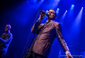 Neem voor informatie contact met ons op. De Dijk Is Live Gewoon Altijd Goed Written In Music