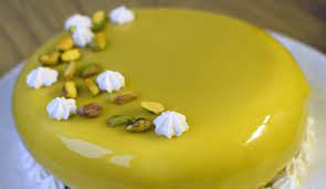 Torta mousse al pistacchio e fragole da fantasie. Torta Mousse Al Pistacchio Una Goduria Da Vedere E Gustare