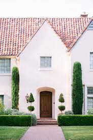 Exterior paint colors for florida stucco homes ranch style. Trend Alert Pink For Exterior