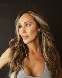 Darci Bawdon Fistanic (@emsbydarci) · Instagram 照片和视频