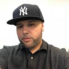 Freddie Gibbs did most of the rapping during his sold out shows with  Alchemist in Brooklyn, but Al came out from behind the wheels to remind he  gets busy