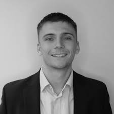 I am currently hiring for a number of roles in the Middle East and North  America within the Automation and Warehousing space 🤖 • Director of the  Middle East (Material Handling) –