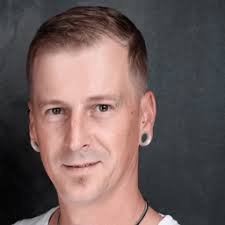 Mitarbeitende von HTI Feldtmann KG