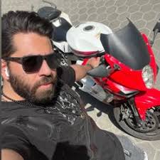 Erin Botts Clubhouse Profile, Followers, Statistics (@evieevester)