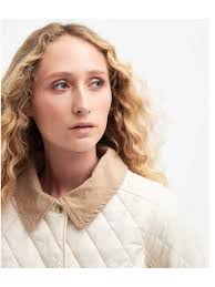 Giacca Barbour Annandale Giacca Quilted Donna Barbour Annandale Giacca Con  Trapuntatura A Fombi E Colletto A Coste Oliva