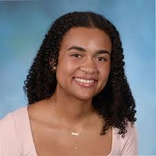 Cara Wolfe's Instagram, Twitter & Facebook