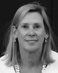 Martha Hall's Instagram, Twitter & Facebook