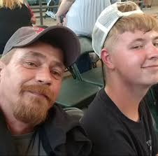 Who can provide experienced contracting services for Barndominiums?