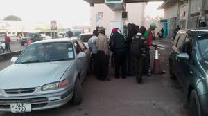 By brightwell chabusha president edgar lungu has ordered an immediate full implementation of the 50 percent fuel volume allocation to local transporters. Fuel Shortage In Kabwe Zambian Watchdog