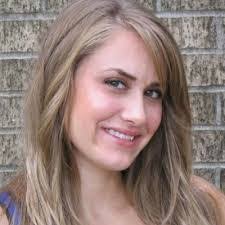 Raquel Cooke's Instagram, Twitter & Facebook