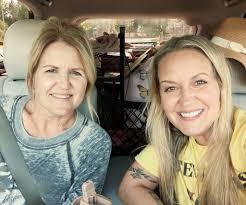 UN-Trippy Hippie road trip! Festival bound!! ✌️❤️ ☮️