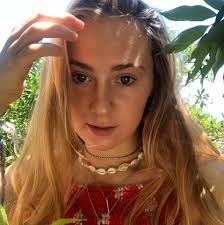 Hi! Looking for a sublet in July, 10 days, not more than 350€, near the  beach !