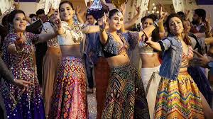 Swara and kareena kapoor khan will soon be seen together on the silver screen in the film veere di wedding. 10 Wedding Trends We Spotted In Veere Di Wedding The Wedding Brigade Blog