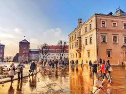 Maybe you would like to learn more about one of these? Cracovia Targ De CrÄciun PasionaÈi De CÄlÄtorii Cracovia Targ De Graciun