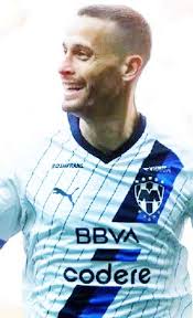 Debate en defensa de la 4T y lleno de confrontaciones