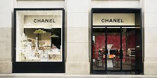 Cristal champs elysees, paris dès 166€ sur tripadvisor: La Boutique Chanel Beaute Ouvre Sur Les Champs Elysees Cosmopolitan Fr