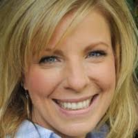 Adrienne Boswell's Instagram, Twitter & Facebook