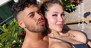 Komandan dev music & audio. Ze Felipe E Virginia Fonseca Confirmam Namoro E Dao Beijo Em Foto Veja Purepeople