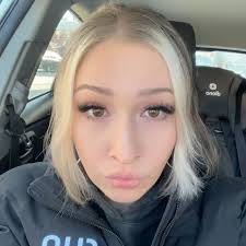 Tracy Blackman's Instagram, Twitter & Facebook