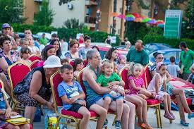 Complexul dunarea se intinde pe un teren de 20.000 mp, inconjurat de pomi si verdeata, ideal pentru turistii ce doresc un concediu linistit si relaxare deplina. Club Dunarea Hotel Reviews Eforie Romania Tripadvisor