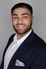 WTS 2021 POKEMON SWSH FA/CHARIZARD VMAX SHINING FATES PSA10 This card is a  Rare 2021 Pokemon card featuring a special This card has been  professionally graded as a PSA 10, indicating it