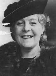 Beyond the Mardi Gras: The pleasures and perils of a wander through  Darlinghurst