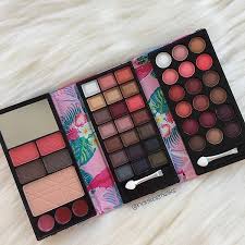 Instagram Da Nars Kozmetik Makeup Palette Cantada Tasinabilir 3 Katli Cuzdan Seklinde Far Ruj Pudra Allik Paleti 39 90 Tl Siparis Ici Alliklar Rujlar Far