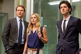 Tento komediální seriál nabízí kousavý pohled na na poradce v oblasti managementu, který nesnáší sám sebe. House Of Lies Bild Ben Schwartz Josh Lawson Kristen Bell 128 Von 185 Filmstarts De