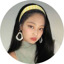 With a total audience of 220,000 during five shows in osaka, tokyo and nagoya was held in march and april 2019. Kpop Profile Pic Explore Tumblr Posts And Blogs Tumgir