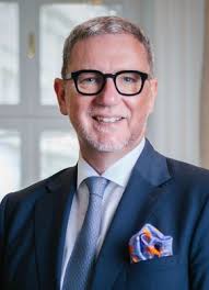 Rosewood by Rosewood Hotel Group