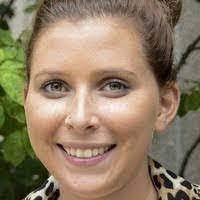 Deanna Decosta's Instagram, Twitter & Facebook