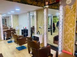 En nuestra tienda online encontrarás un amplio catálogo de artículos de peluquería, barbería, perfumería y cosmética profesionales al alcance de todo el mundo. Beauty Town Unisex Salon Karol Bagh Salons In Delhi Justdial