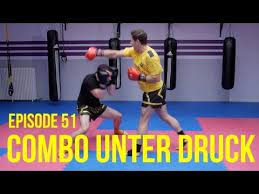 Kickbox Training 51 Kombination Unter Druck Kickboxen Boxen Lerne Kickboxen Training Boxen Lernen Kickboxen