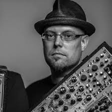 Stay, illusion (Hamlet) — The Theatre of Others